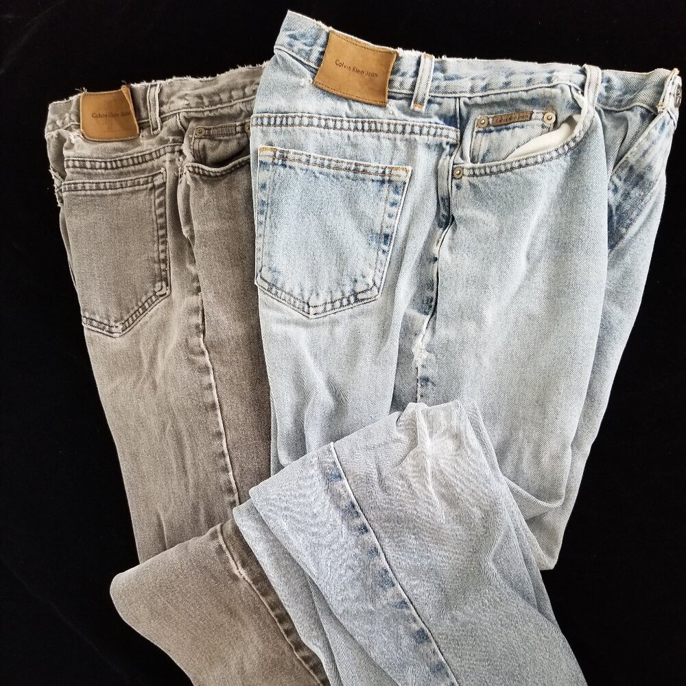 2 Pair of Vintage Calvin Klein - Women's - Size 8  - Jeans - 1 Blue & 1 Black